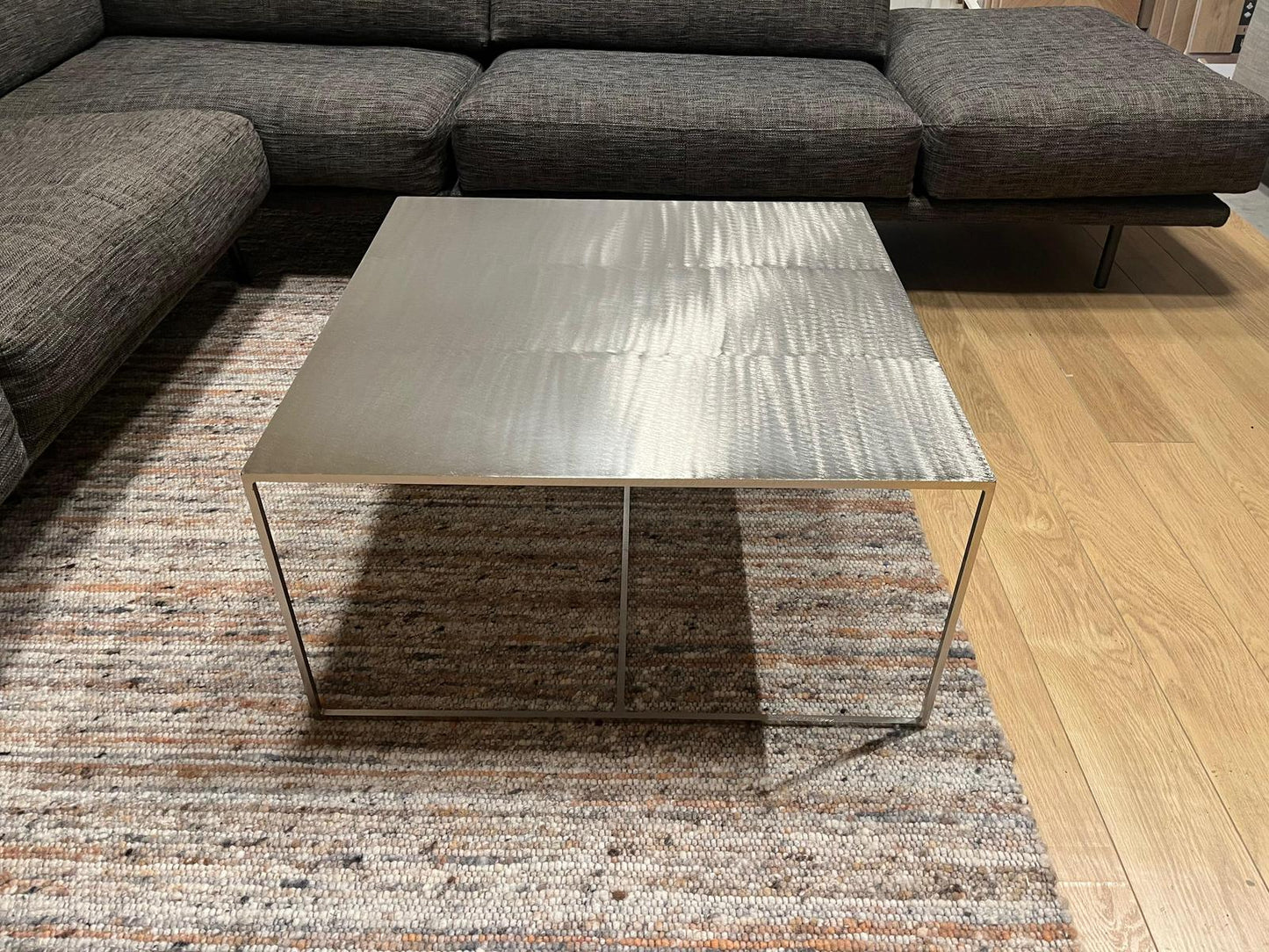 NIEUWSTAAT Minotti Leger Salontafel – NP €1.750