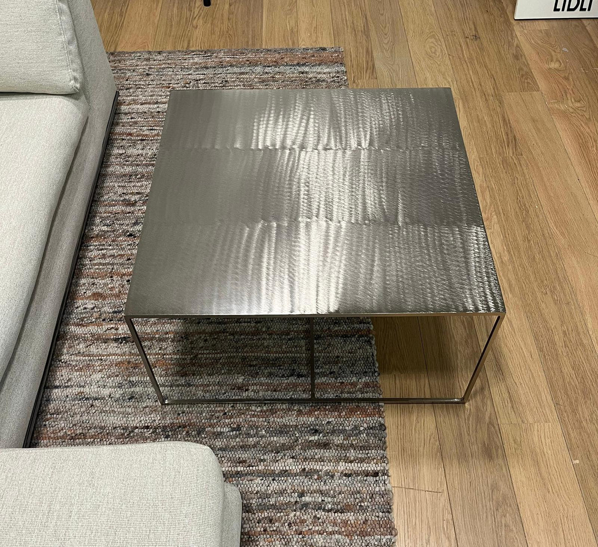 NIEUWSTAAT Minotti Leger Salontafel – NP €1.750