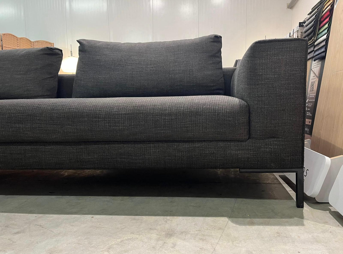 ZGAN Design on Stock Aikon Lounge Hoekbank Antraciet