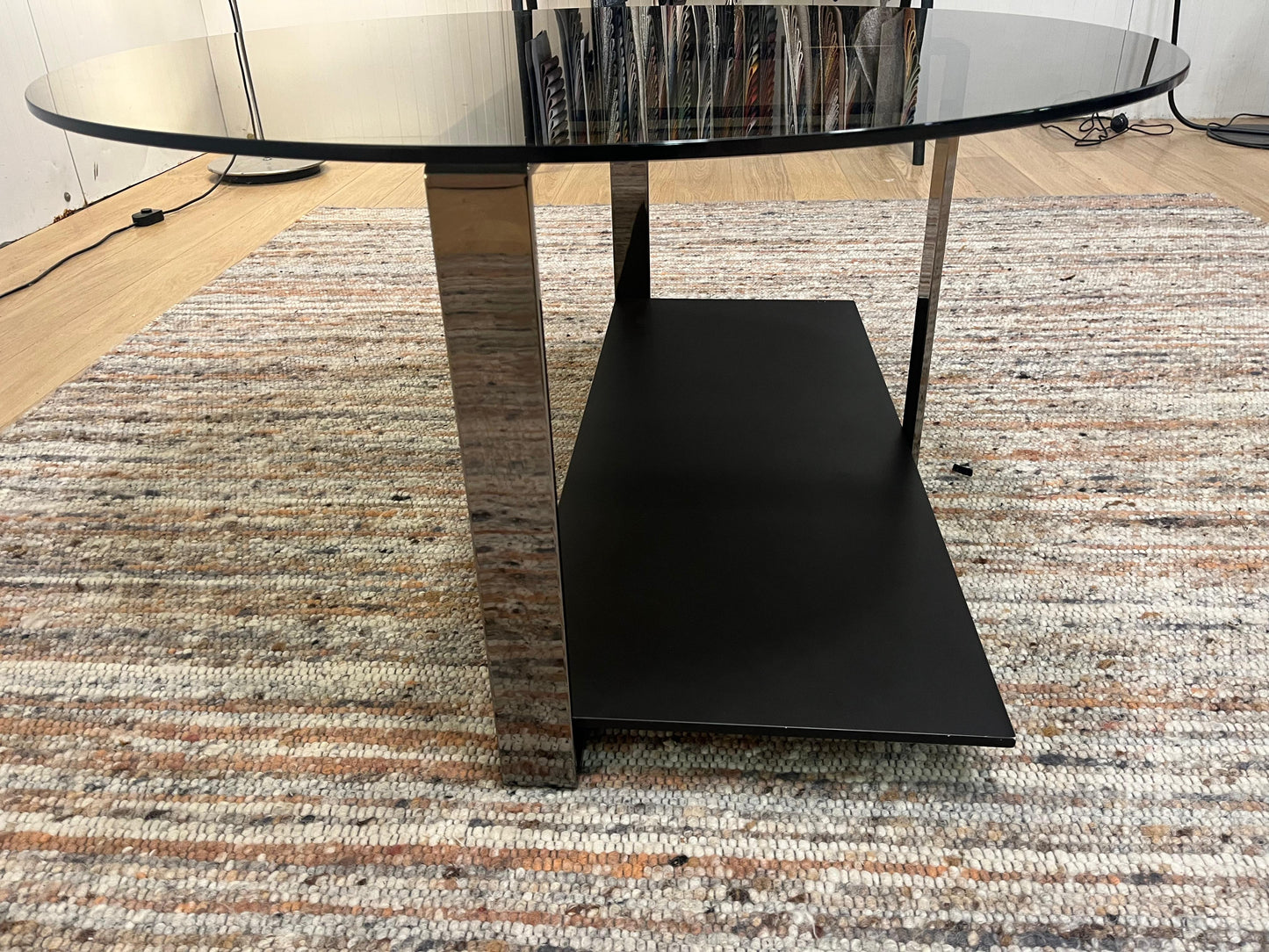 Minotti Low Console Glazen Salontafel