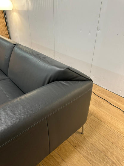 Nieuwstaat Pode Fold Hoekbank Leer – NP: €8.500