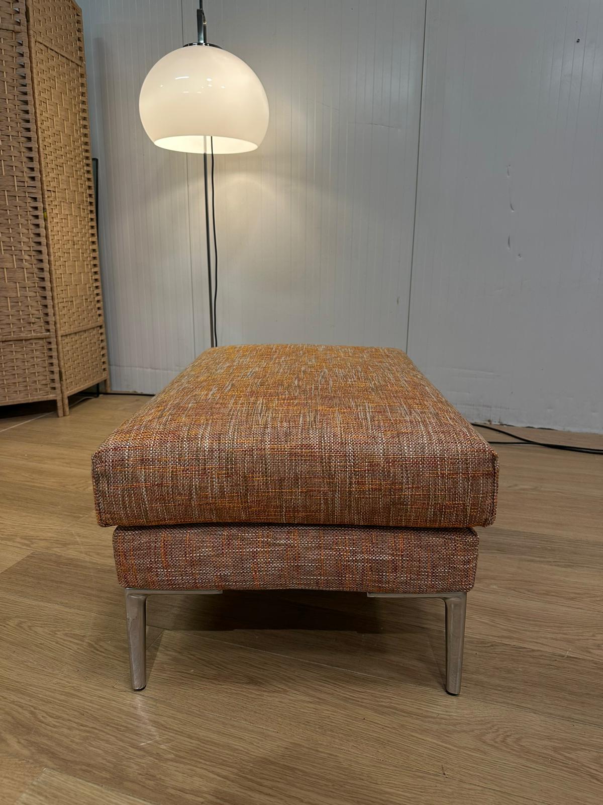 Nieuwstaat Pode Fold Hocker Oranje – NP: €1.650