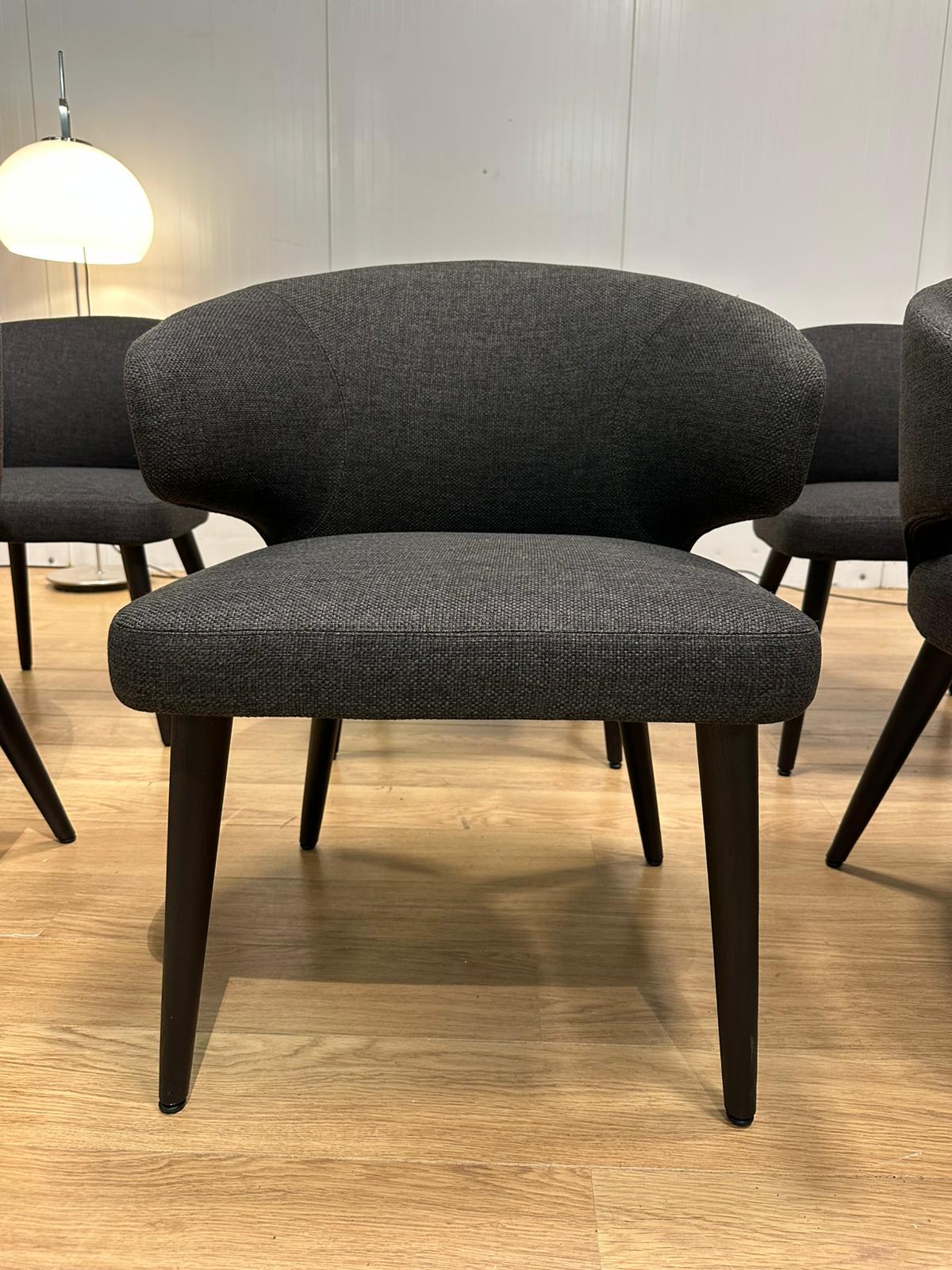 Nieuwstaat Minotti Dining Little Armchair – NP: €1.958