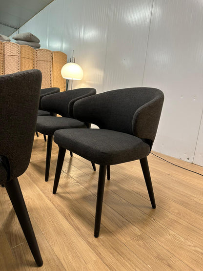 Nieuwstaat Minotti Dining Little Armchair – NP: €1.958