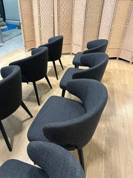 Nieuwstaat Minotti Dining Little Armchair – NP: €1.958
