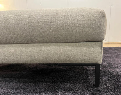 Nieuwstaat Design on Stock Aikon Hocker – NP: €1.250