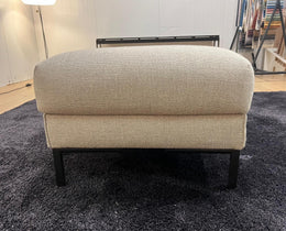 Nieuwstaat Design on Stock Aikon Hocker – NP: €1.250