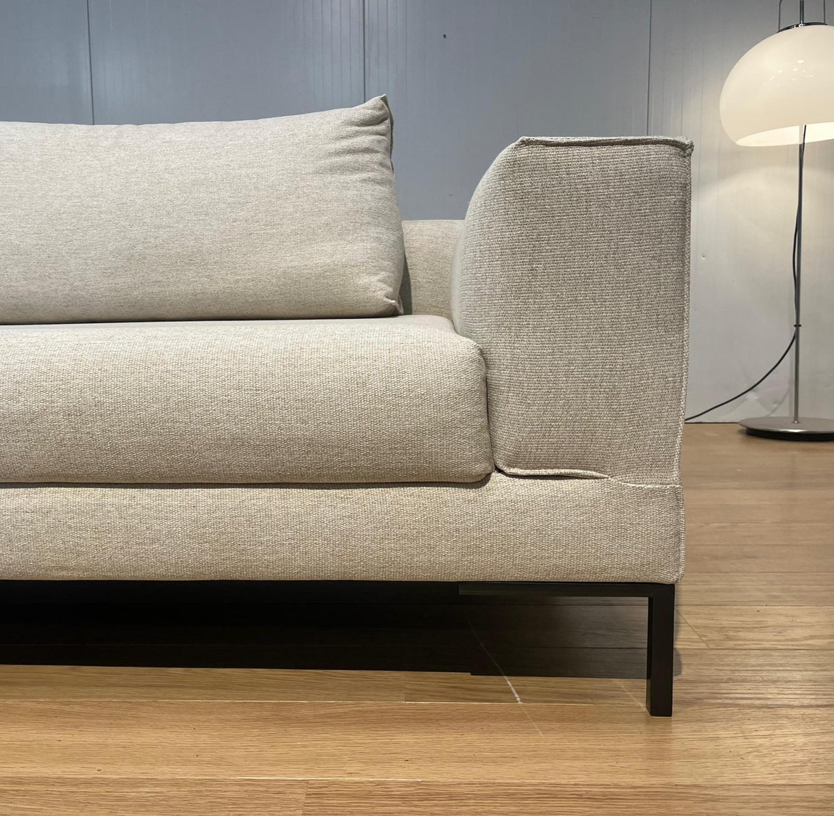 Nieuw gestoffeerde Design on Stock Aikon 4-Zits + Garantie