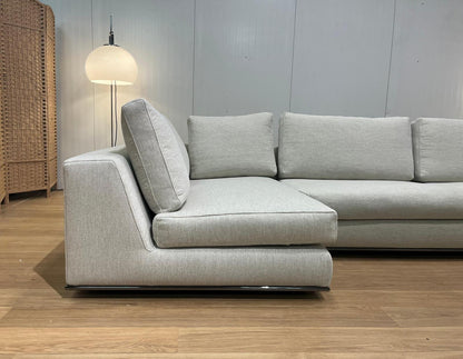 Nieuw gestoffeerde Minotti Hamilton Hoekbank & Hocker