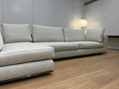 Nieuw gestoffeerde Minotti Hamilton Hoekbank & Hocker