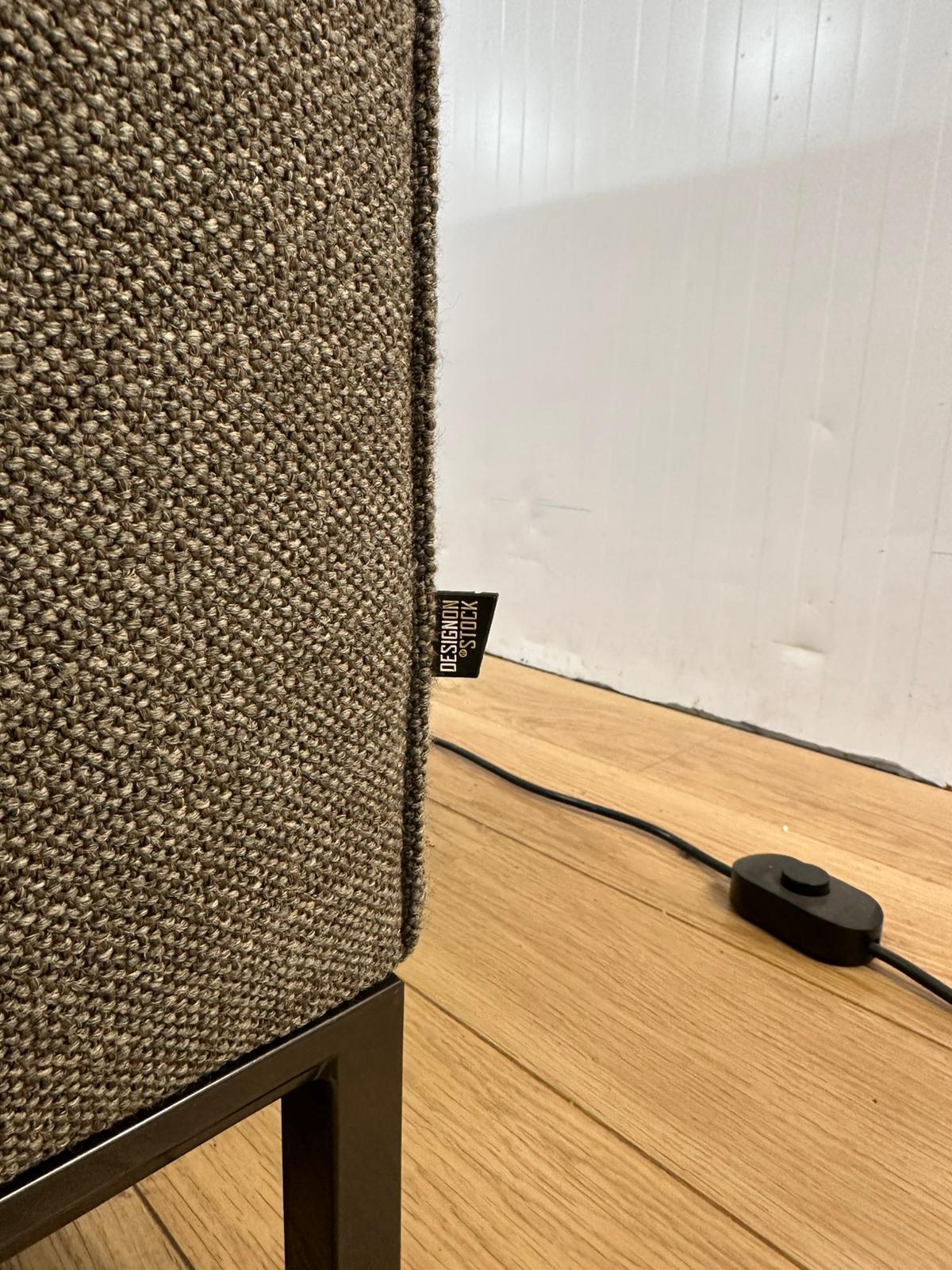 ZGAN Design on Stock Aikon Lounge + Hocker | Garantie