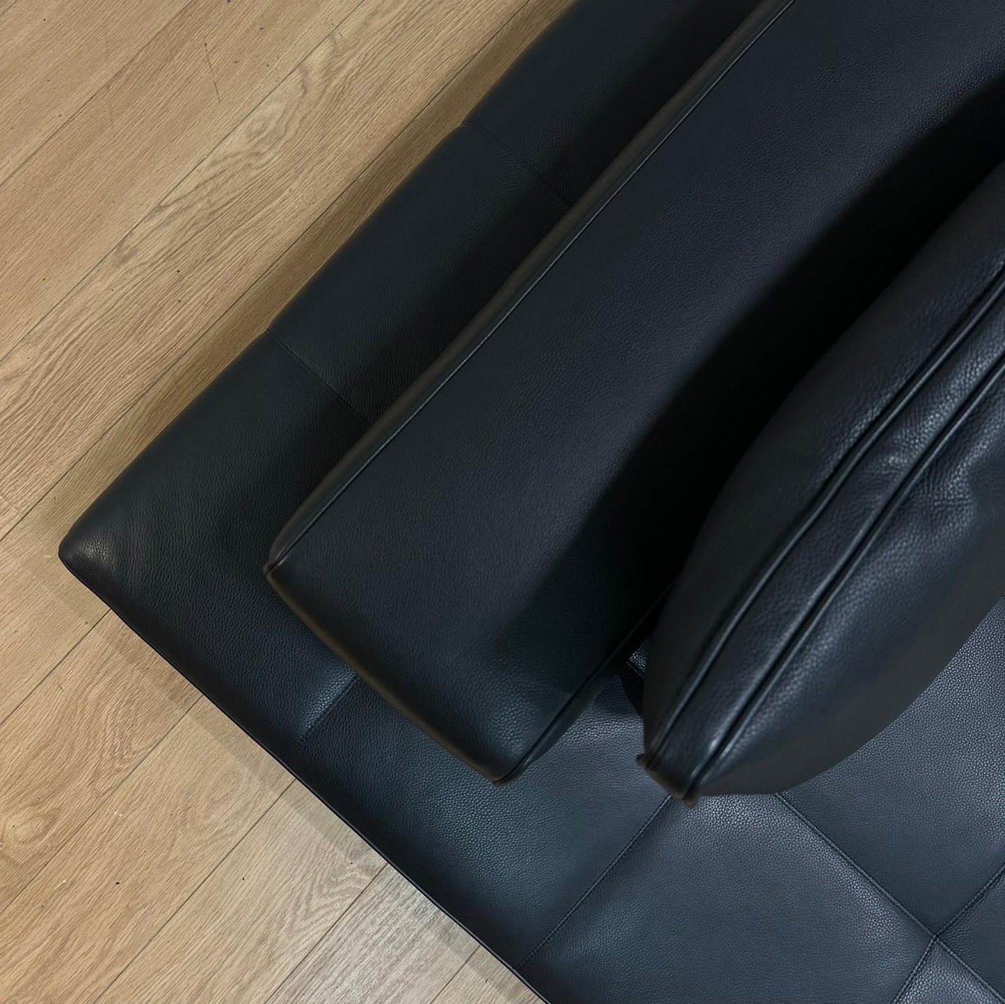 Minotti Lawrence Element Zwart Leder (2x) – NP: €14.000