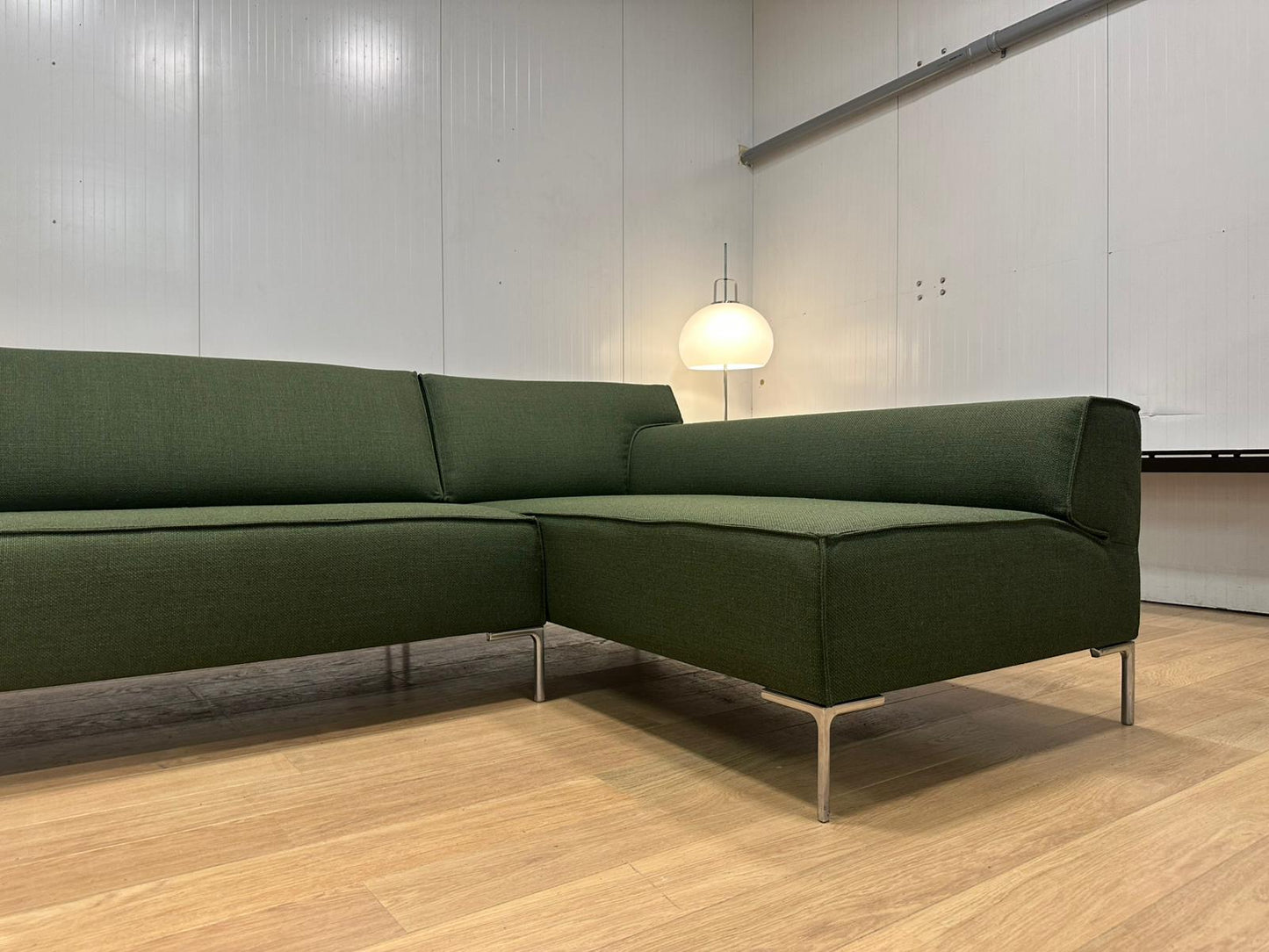 NIEUW Gestoffeerde Design on Stock Bloq Hoekbank + GARANTIE