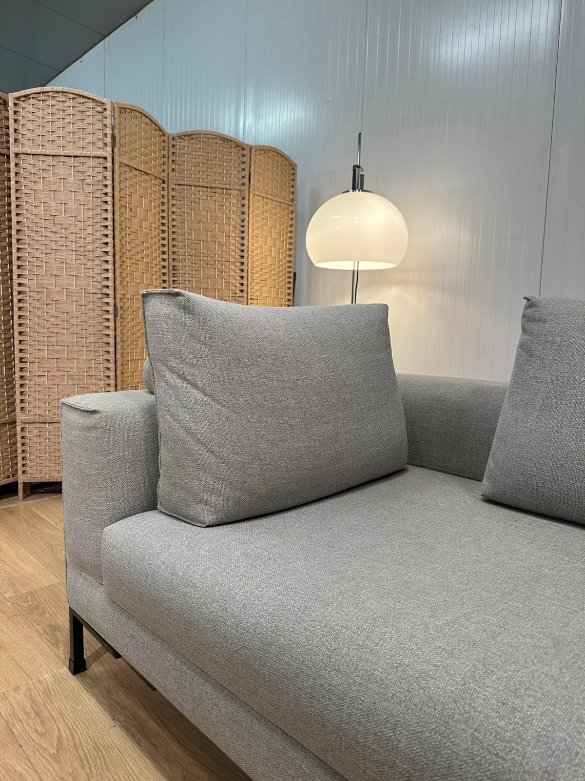 NIEUWSTAAT Design on Stock Aikon Lounge 2-Zits + GARANTIE