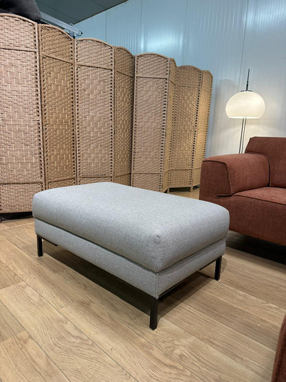 NIEUWSTAAT Design on Stock Aikon Lounge Hocker – NP: €1.250