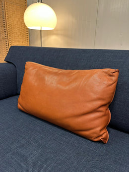 2x Origineel Design on Stock Lendekussen – €150 p/st