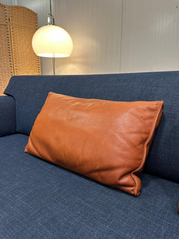 2x Origineel Design on Stock Lendekussen – €150 p/st