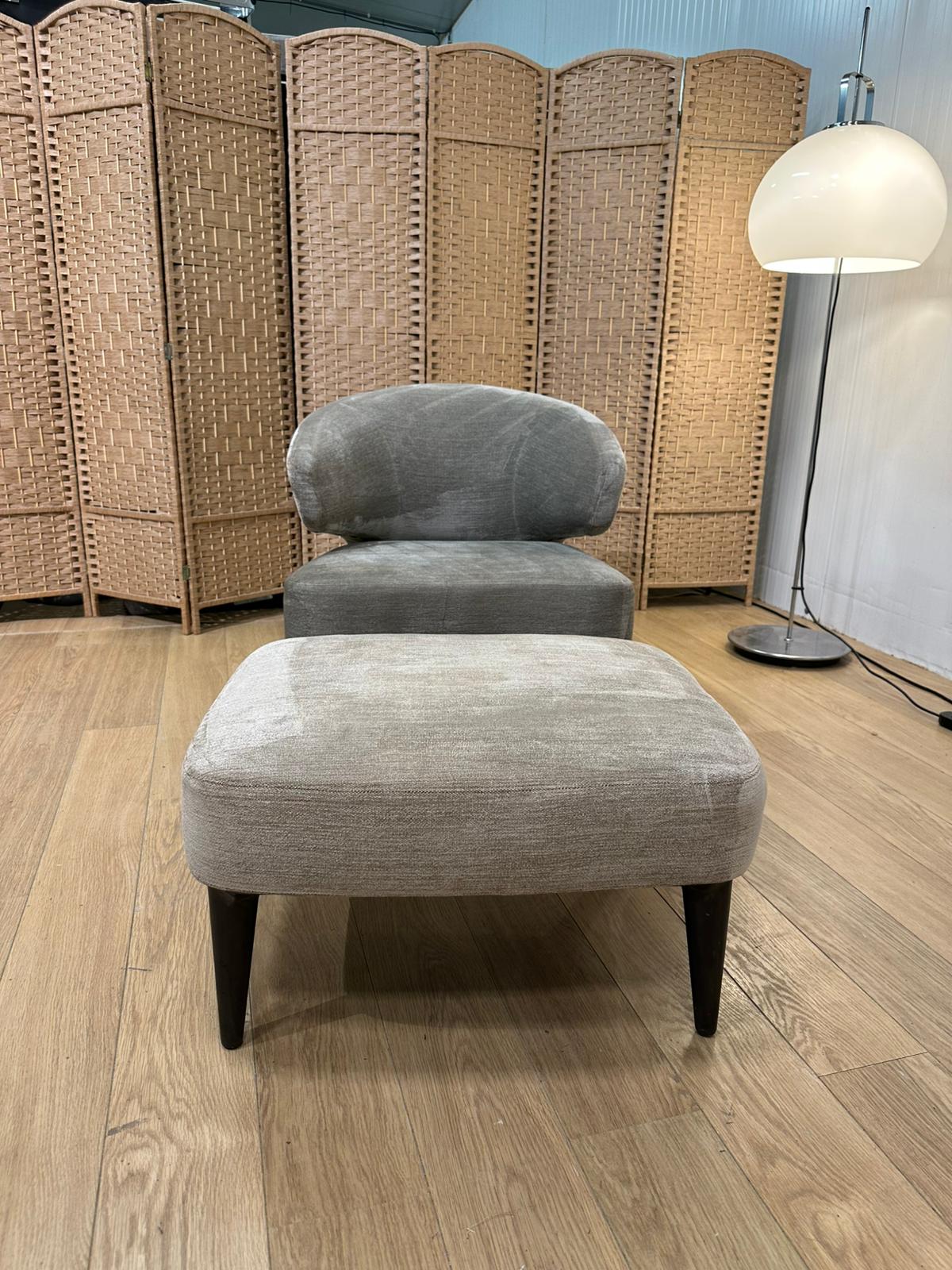 NIEUWSTAAT Minotti Aston Armchair / Fauteuil - NP: €3.900