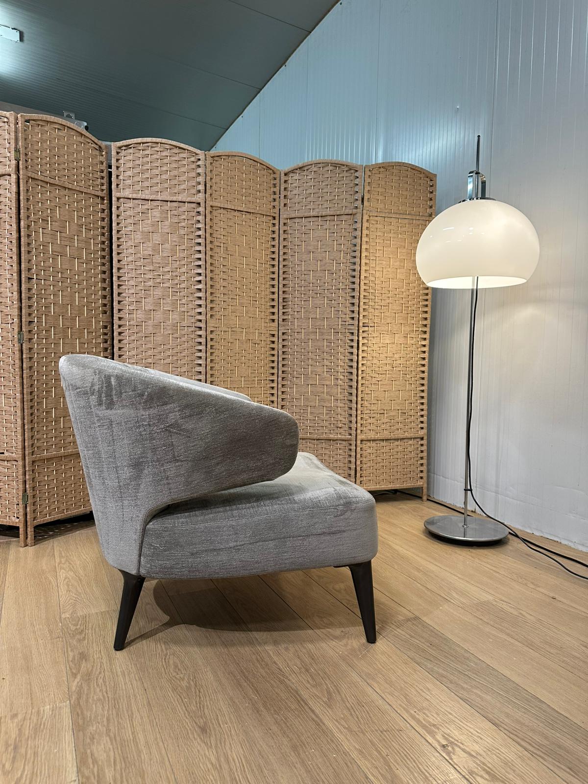 NIEUWSTAAT Minotti Aston Armchair / Fauteuil - NP: €3.900