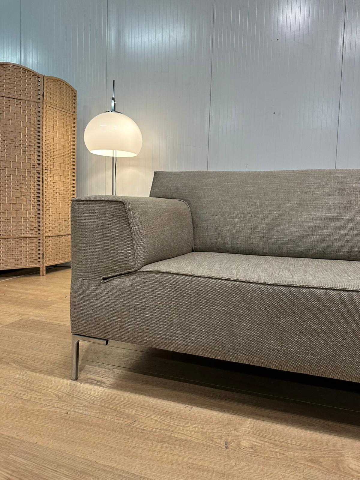 NIEUWSTAAT Design on Stock Bloq 4-Zits Beige + GARANTIE