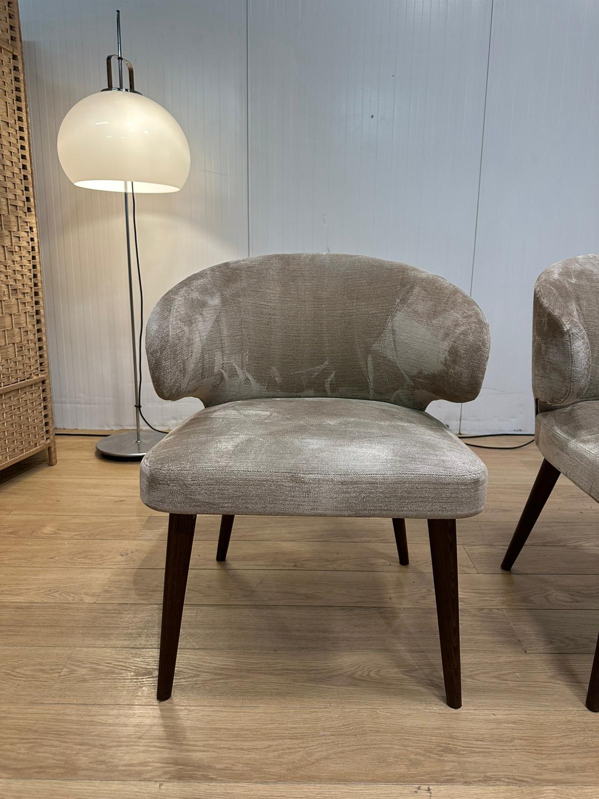 NIEUWSTAAT Minotti Aston Armchair + GARANTIE NP: €1.958 p/st