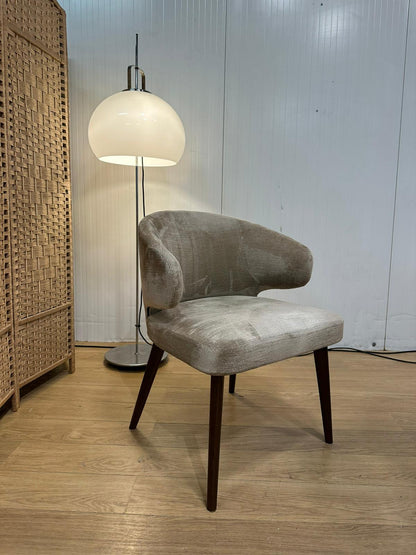 NIEUWSTAAT Minotti Aston Armchair + GARANTIE NP: €1.958 p/st