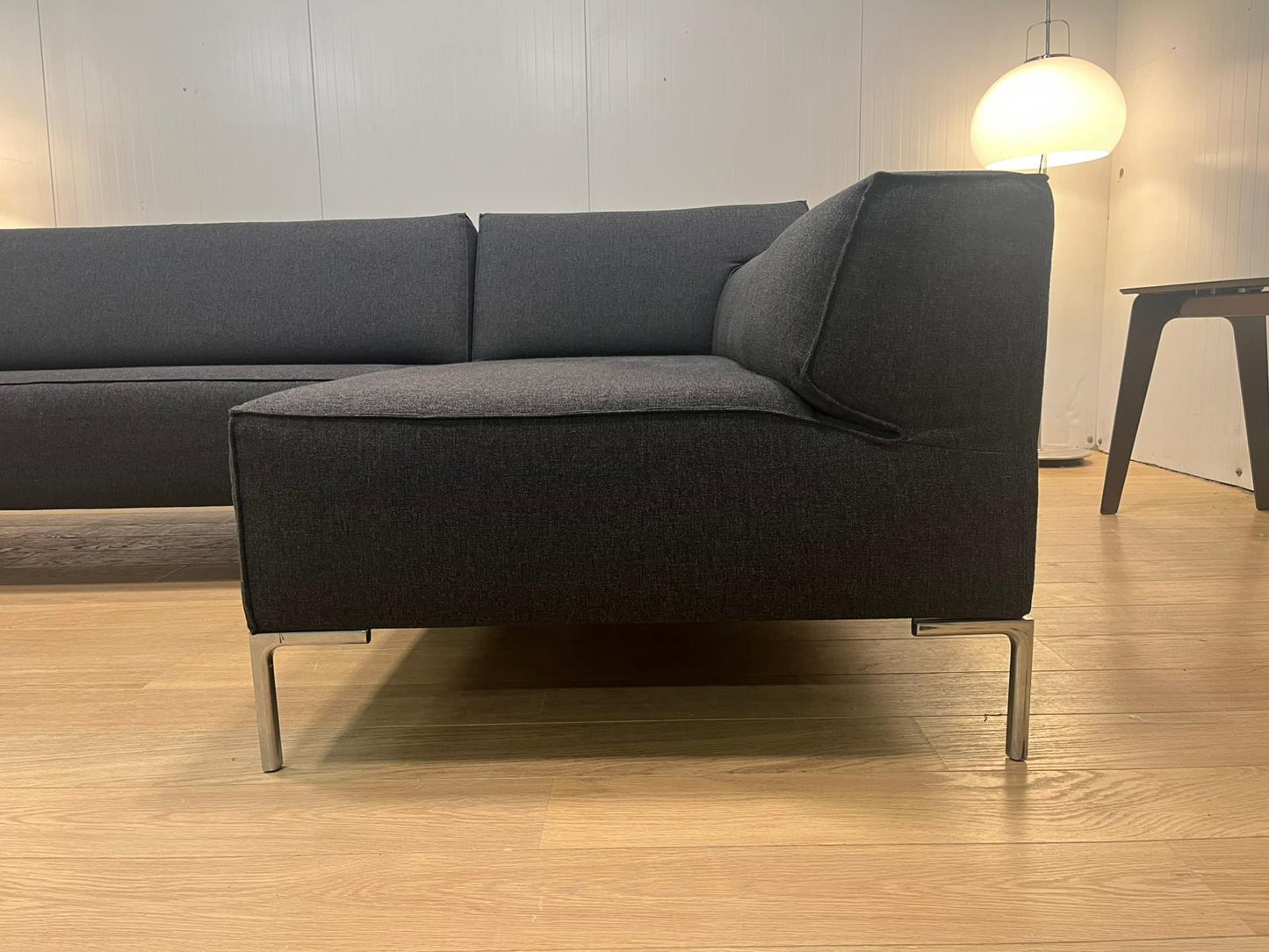 Design on Stock Bloq Hoekbank - NP: €7.500