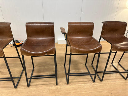 QLIV Founded Stoelen 6x / Barkruk Set NP €7500