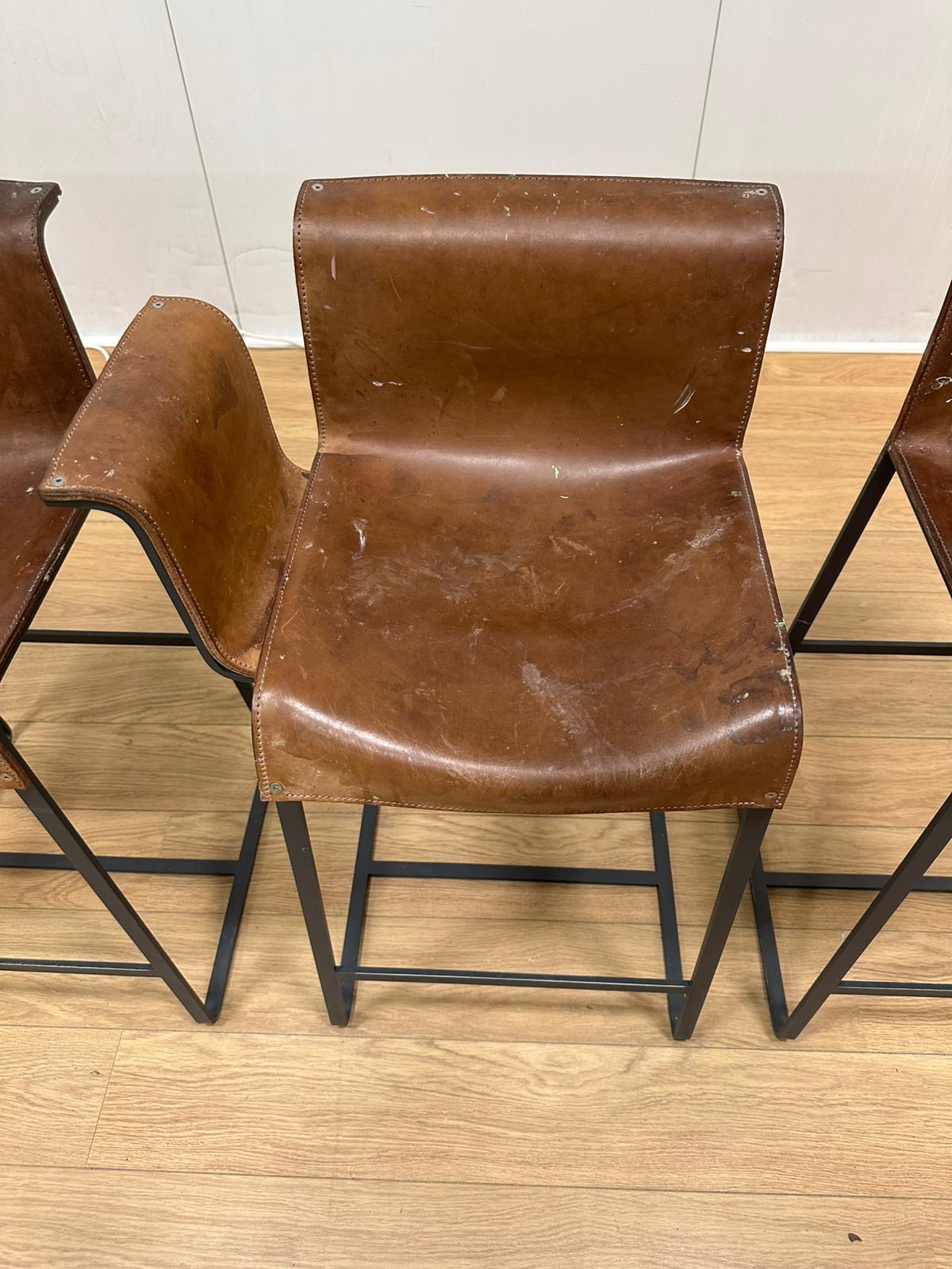QLIV Founded Stoelen 6x / Barkruk Set NP €7500