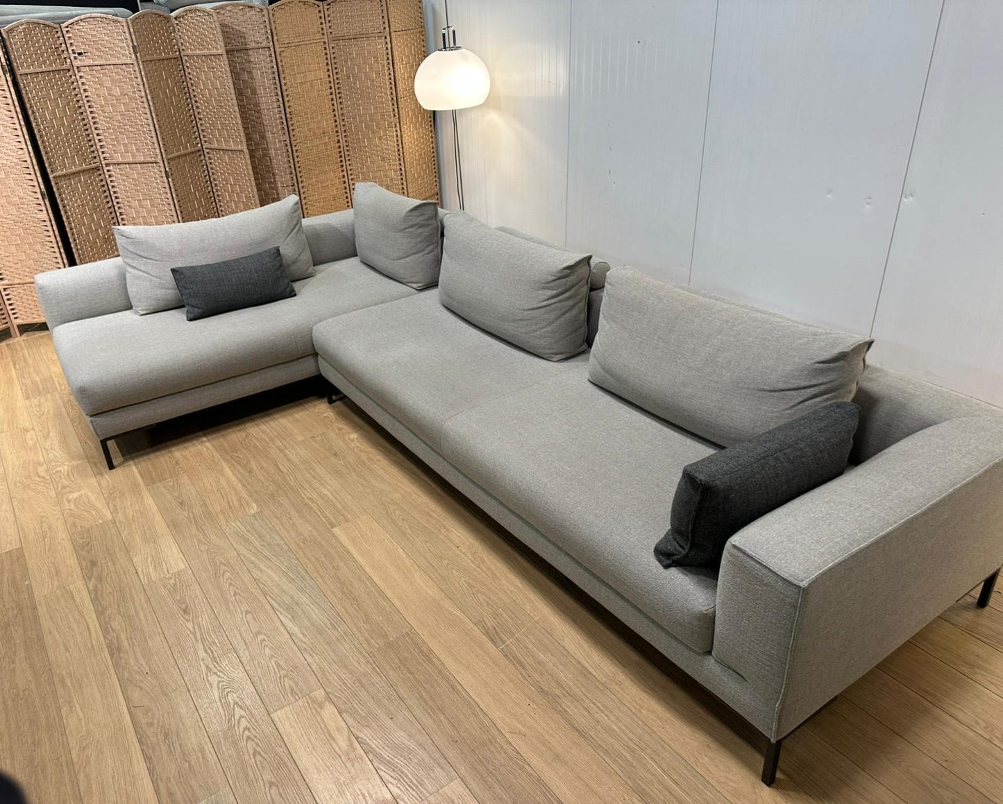 ZGAN Design on Stock Aikon Hoekbank + GARANTIE NP €8950