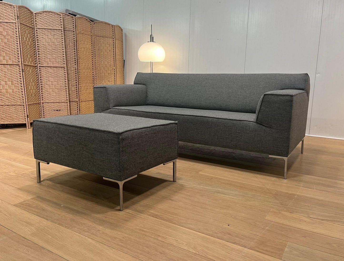 NIEUWSTAAT Bloq 2.5 + Hocker en GARANTIE NP €4.750