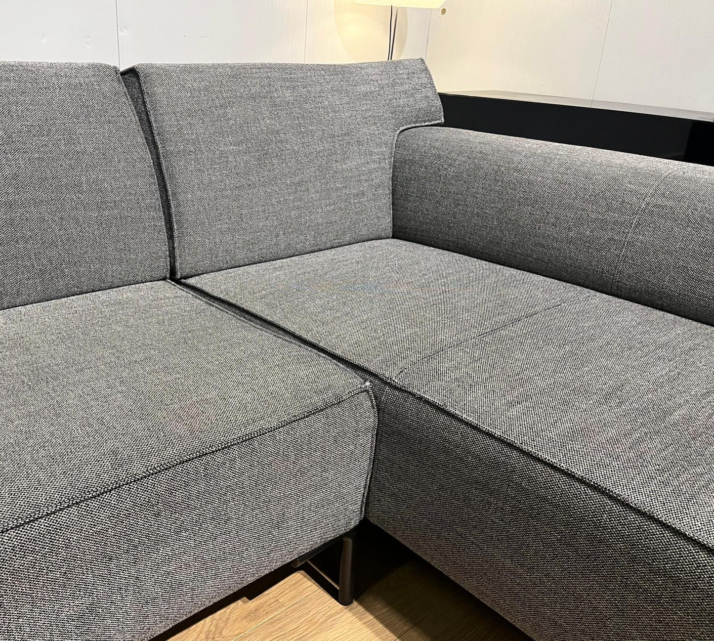 ZGAN Design on Stock Bloq Hoekbank + GARANTIE NP €7.500
