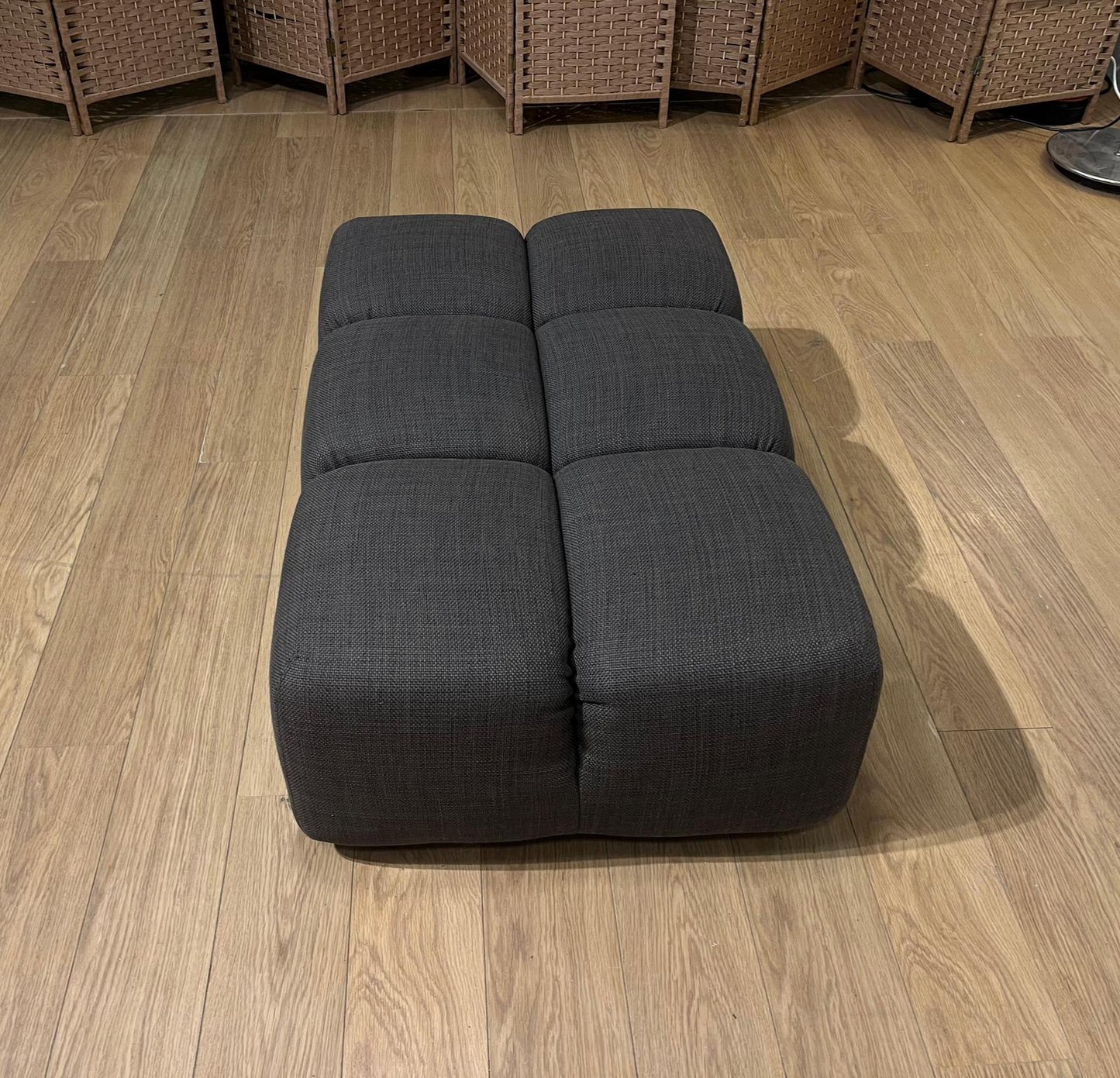ZGAN B&B Italia Tufty Hocker / Ottoman + GARANTIE