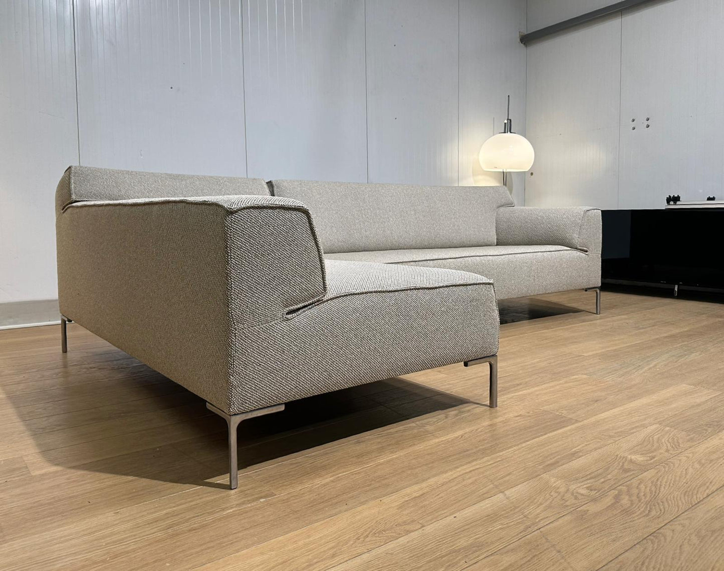 NIEUW GESTOFFEERD Design on Stock Bloq Hoekbank