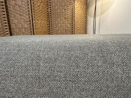 NIEUWSTAAT Design on Stock Aikon Hocker - Milton Magnet