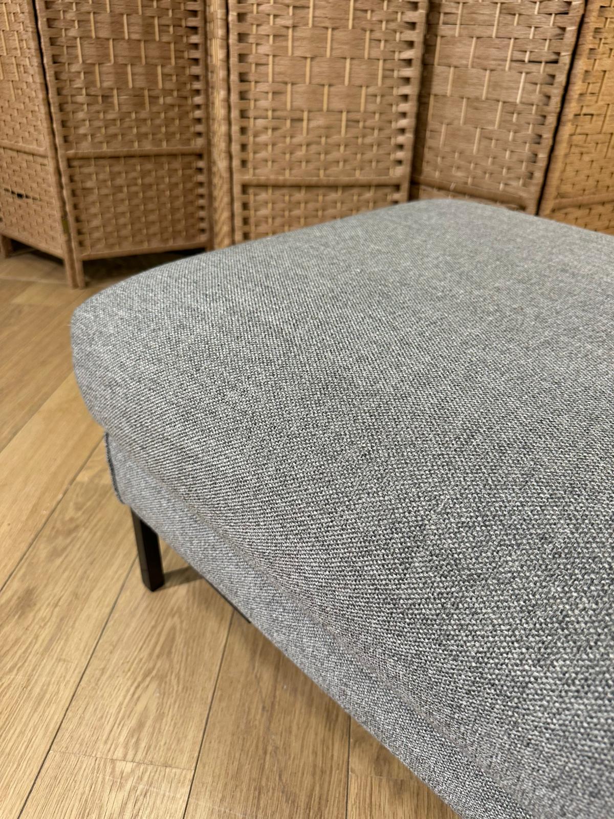 NIEUWSTAAT Design on Stock Aikon Hocker + GARANTIE