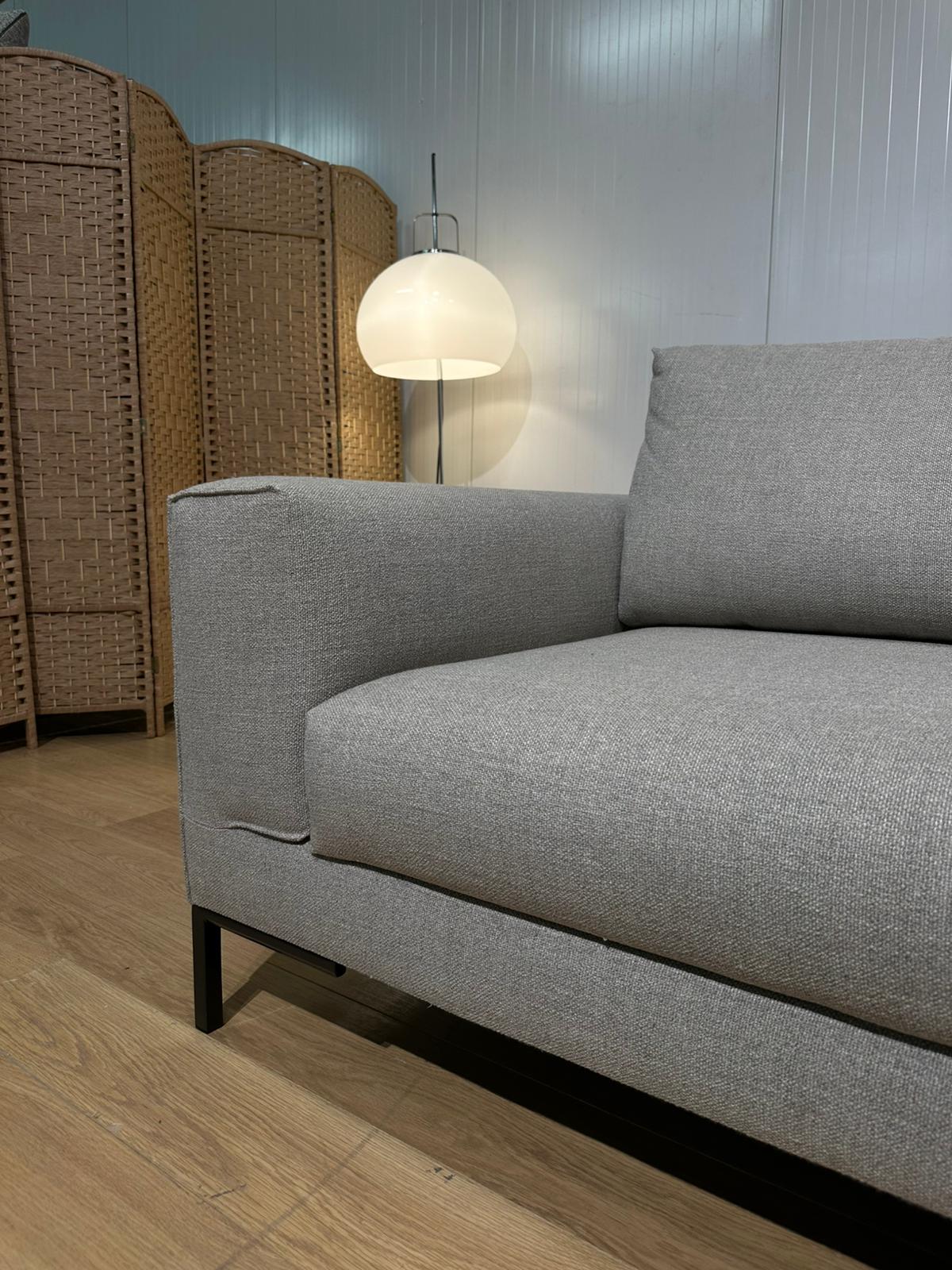 NIEUWSTAAT Design on Stock Aikon Lounge Bank + GARANTIE