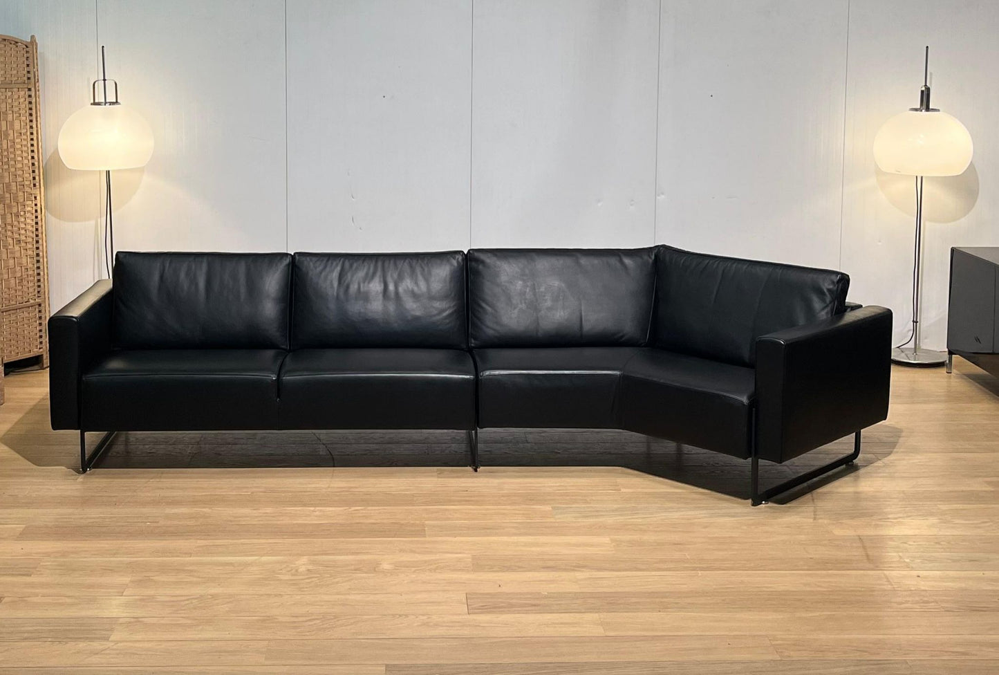 NIEUWSTAAT Artifort Mare Hoekbank Leer + GARANTIE