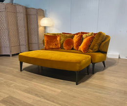 ZGAN Minotti Aston Bank + Hocker Fluweel Geel NP €11000