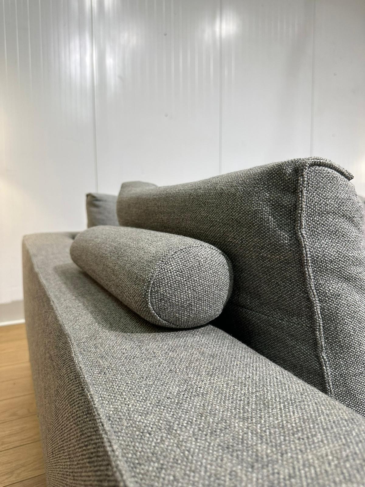 ZGAN Design on Stock Aikon Lounge Hoekbank Groot