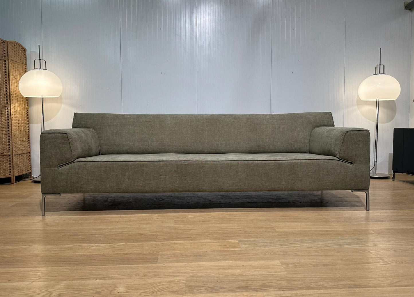 NIEUW GESTOFFEERD Design on Stock Bloq 4-Zits