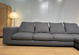 NIEUWSTAAT Minotti Freeman Hoekbank - NP €35.000