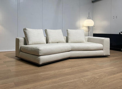 Minotti Hamilton Hoekbank + Hocker – Ecru Bouclé | Refurbished
