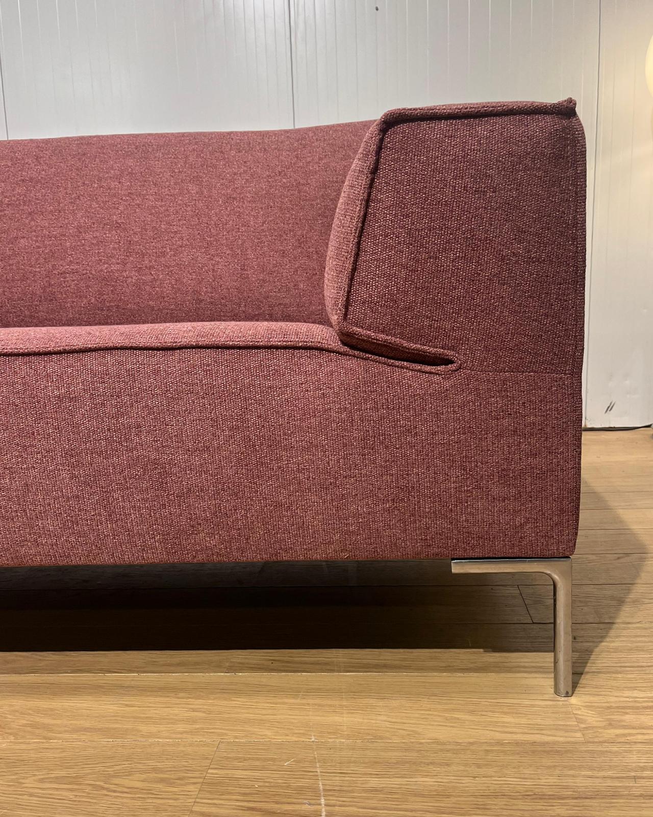 NIEUW GESTOFFEERD Design on Stock Bloq Hoekbank Aubergine