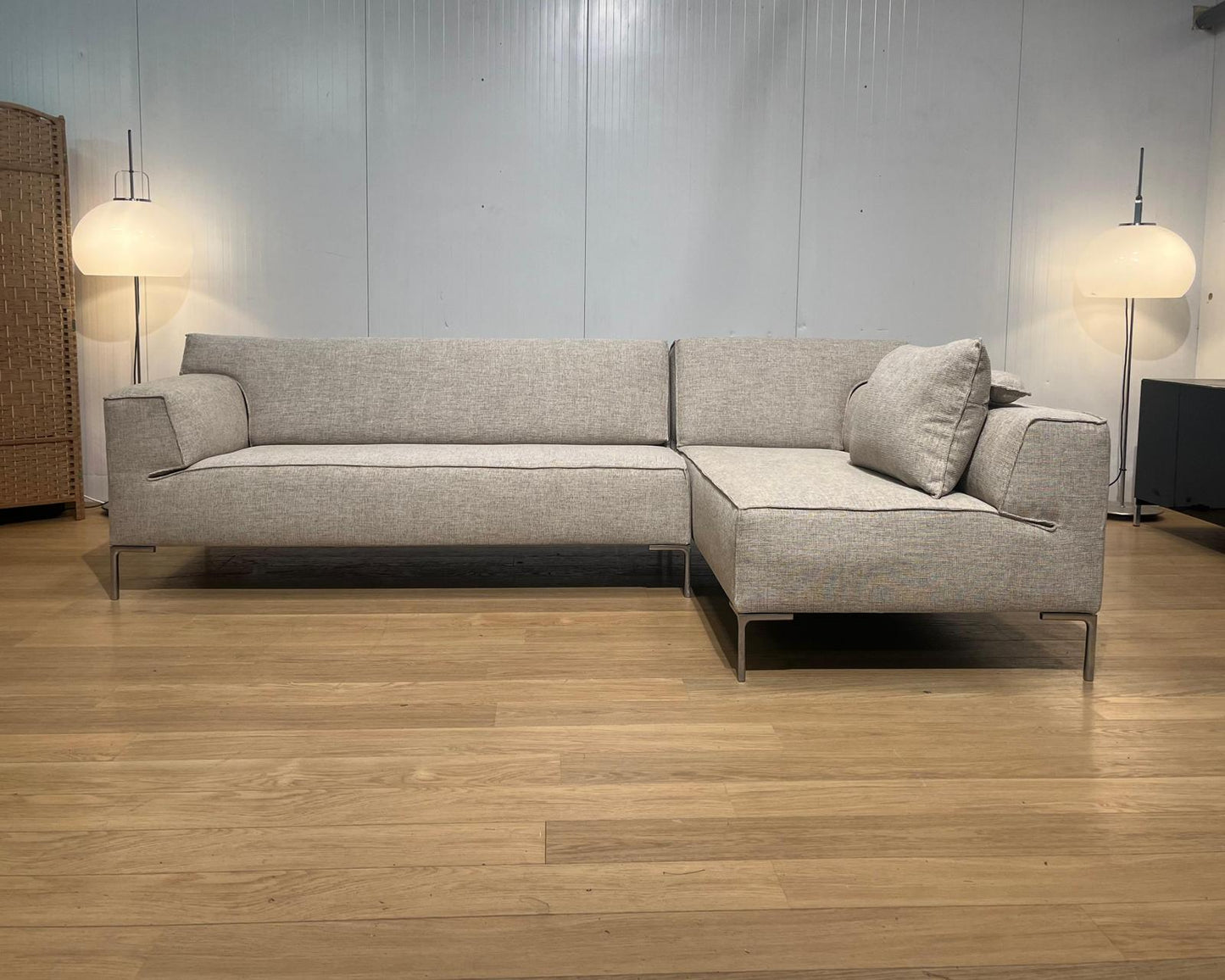 NIEUW GESTOFFEERD Design on Stock Bloq Hoekbank Ecru NP 7500