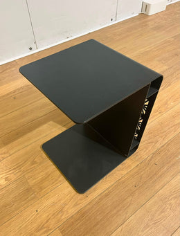 Design on Stock Koyo Bijzettafel Zwart NP €769
