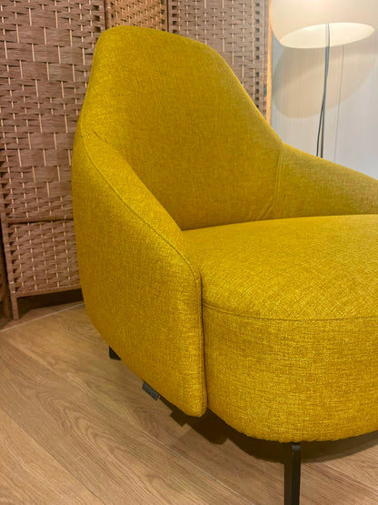 Leolux Jill Fauteuil Geel Nieuwstaat