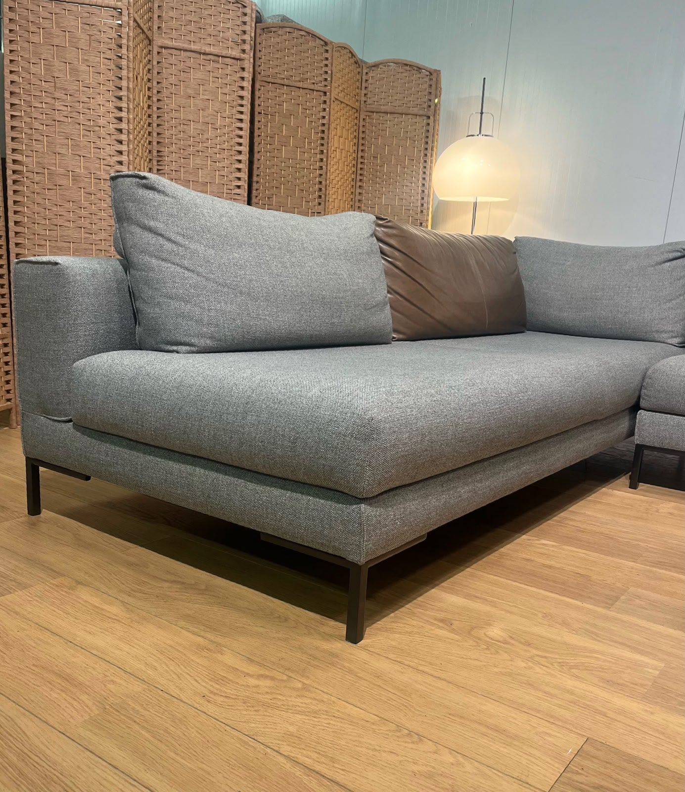 Nieuwstaat Design on Stock Aikon Lounge Hoekbank + Garantie