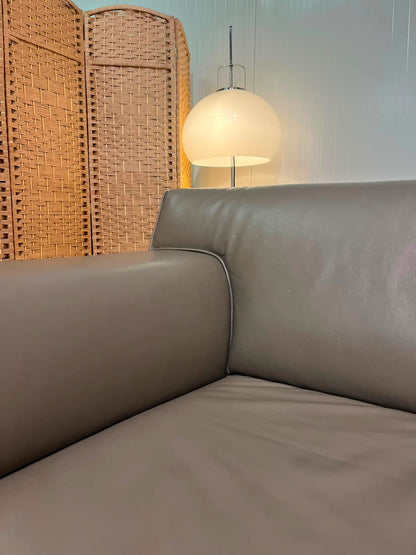 Design on Stock Bloq Hoekbank Leer Taupe Goede Staat