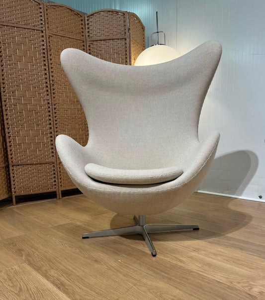 Fritz Hansen Egg Chair Fauteuil Nieuwstaat + Certificaat
